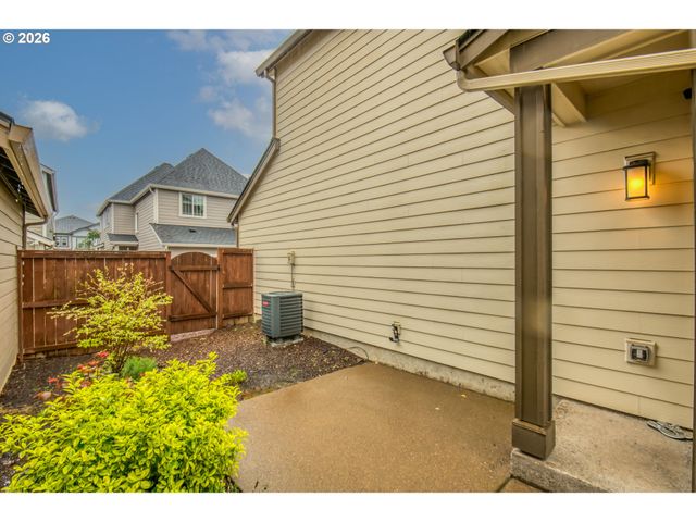 14823 Nw COSMOS St, Portland, OR 97229