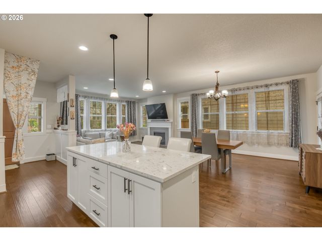 14823 Nw COSMOS St, Portland, OR 97229