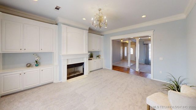 826 Oak Tree Drive, Ardmore, OK 73401