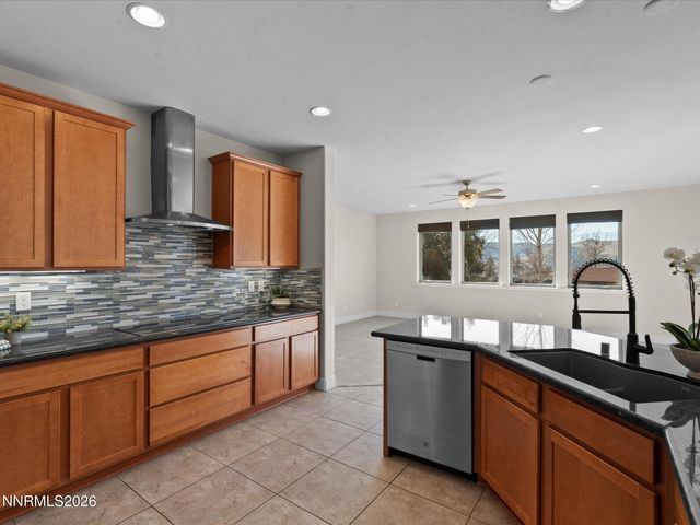 5585 E Hidden Valley Drive, Reno, NV 89502