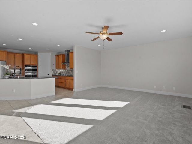 5585 E Hidden Valley Drive, Reno, NV 89502