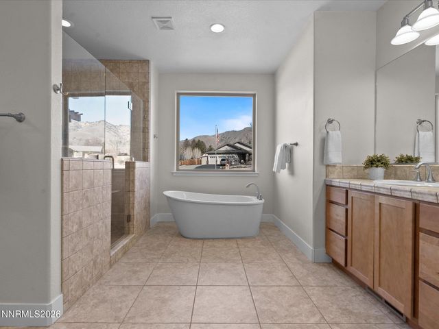 5585 E Hidden Valley Drive, Reno, NV 89502