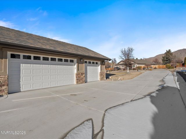5585 E Hidden Valley Drive, Reno, NV 89502