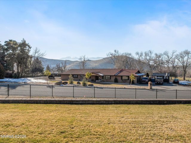 5585 E Hidden Valley Drive, Reno, NV 89502