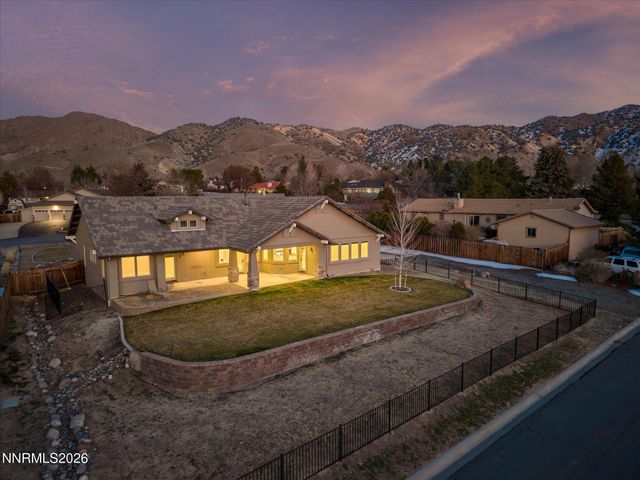 5585 E Hidden Valley Drive, Reno, NV 89502