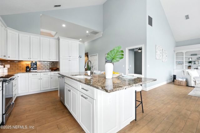 161 INDIAN COVE Lane, Ponte Vedra Beach, FL 32082