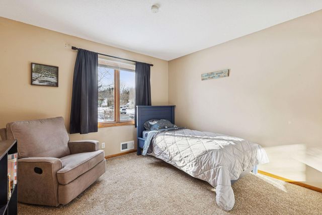 13817 James Avenue S, Burnsville, MN 55337