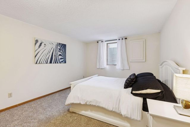 13817 James Avenue S, Burnsville, MN 55337