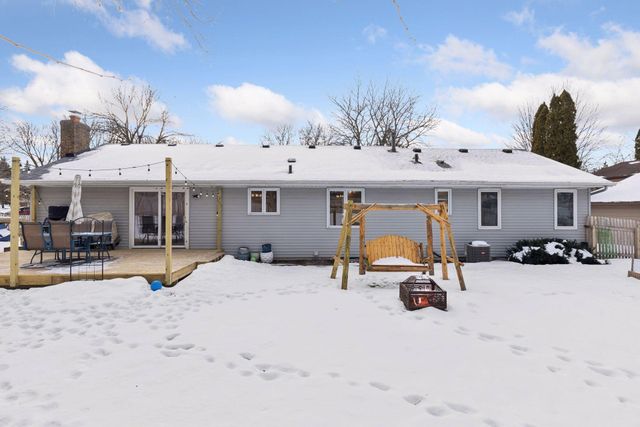 13817 James Avenue S, Burnsville, MN 55337