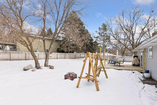 13817 James Avenue S, Burnsville, MN 55337