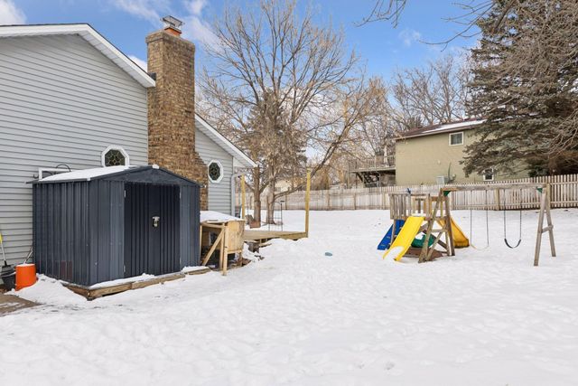 13817 James Avenue S, Burnsville, MN 55337