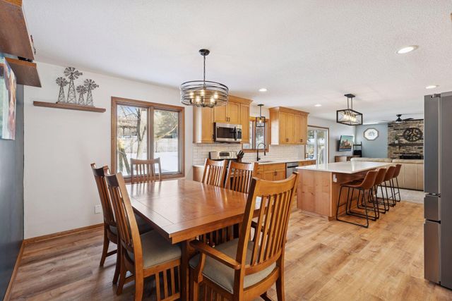 13817 James Avenue S, Burnsville, MN 55337