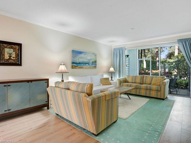 7095 Barrington Cir Apt 102, Naples, FL 34108