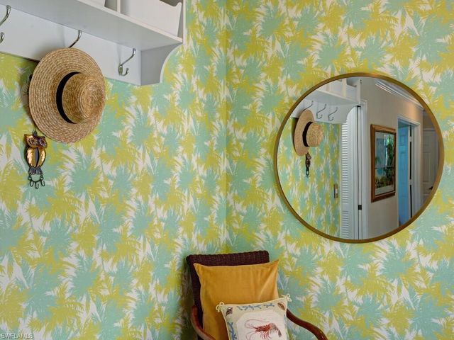 7095 Barrington Cir Apt 102, Naples, FL 34108