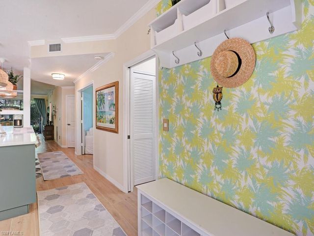 7095 Barrington Cir Apt 102, Naples, FL 34108