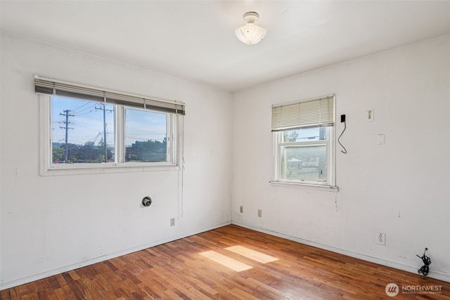 1236 S Director Street, Seattle, WA 98108