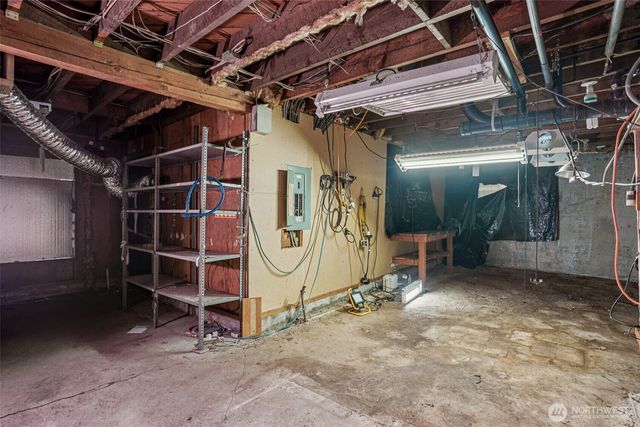 1236 S Director Street, Seattle, WA 98108