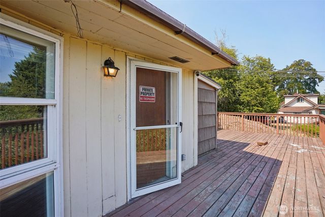 1236 S Director Street, Seattle, WA 98108