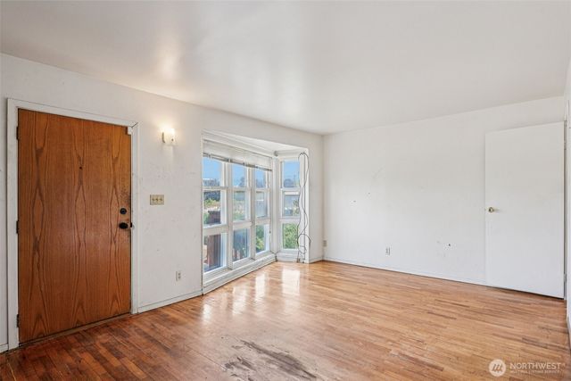 1236 S Director Street, Seattle, WA 98108