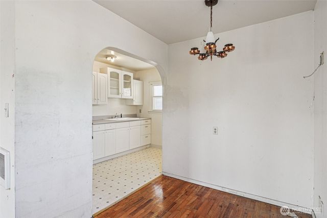 1236 S Director Street, Seattle, WA 98108