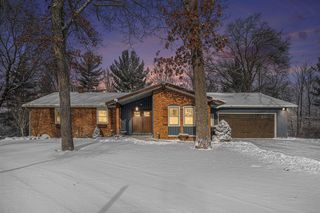 9708 Oakview Drive, Portage, MI 49024