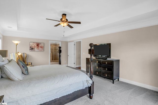 31 Wood Hollow Circle, Greer, SC 29650