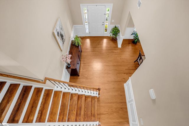 31 Wood Hollow Circle, Greer, SC 29650