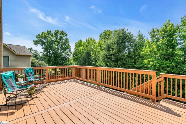 31 Wood Hollow Circle, Greer, SC 29650