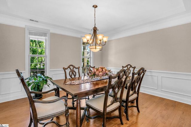 31 Wood Hollow Circle, Greer, SC 29650