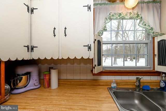 66 N HOOK RD, Pennsville, NJ 08070