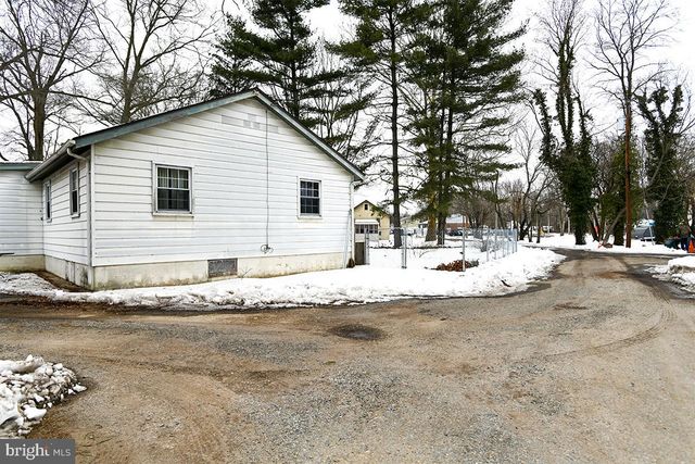 66 N HOOK RD, Pennsville, NJ 08070