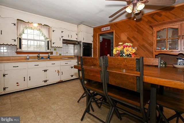 66 N HOOK RD, Pennsville, NJ 08070