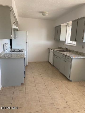 6925 Escondido Drive B, El Paso, TX 79912