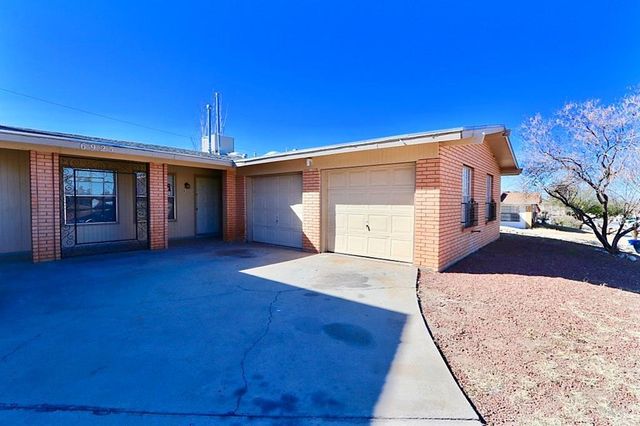 6925 Escondido Drive B, El Paso, TX 79912