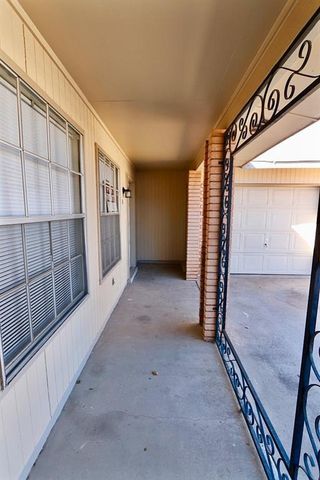 6925 Escondido Drive B, El Paso, TX 79912