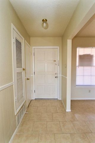 6925 Escondido Drive B, El Paso, TX 79912