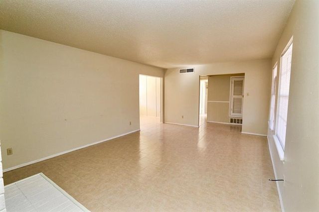 6925 Escondido Drive B, El Paso, TX 79912