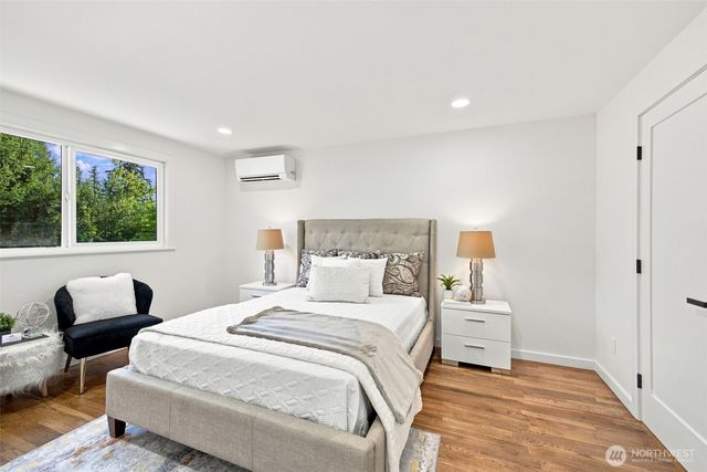 15237 NE 3rd Street, Bellevue, WA 98007
