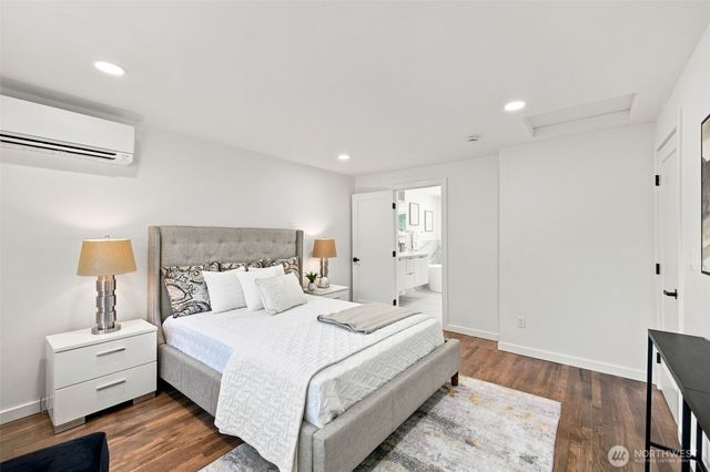 15237 NE 3rd Street, Bellevue, WA 98007