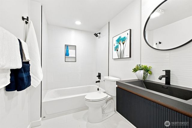 15237 NE 3rd Street, Bellevue, WA 98007