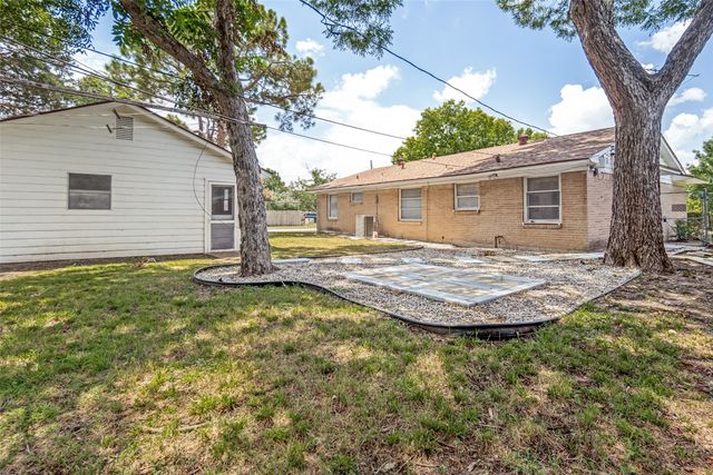 13404 Glenside Drive, Farmers Branch, TX 75234