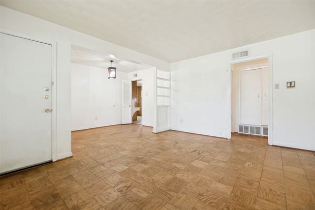 13404 Glenside Drive, Farmers Branch, TX 75234