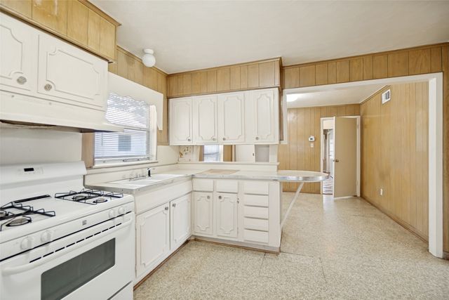 13404 Glenside Drive, Farmers Branch, TX 75234