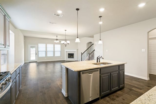 5444 Strong Stead Drive, Fort Worth, TX 76123
