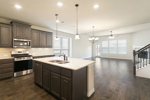 5444 Strong Stead Drive, Fort Worth, TX 76123