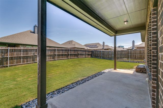5444 Strong Stead Drive, Fort Worth, TX 76123