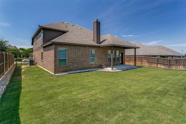 5444 Strong Stead Drive, Fort Worth, TX 76123