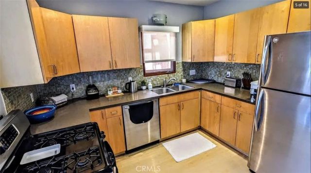 3206 Manhattan Avenue, Manhattan Beach, CA 90266