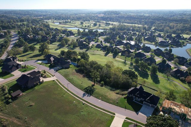 3224 W Bluffview Street, Springfield, MO 65810