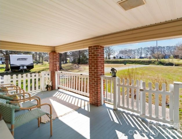 404 Moss Springs Road, Albemarle, NC 28001